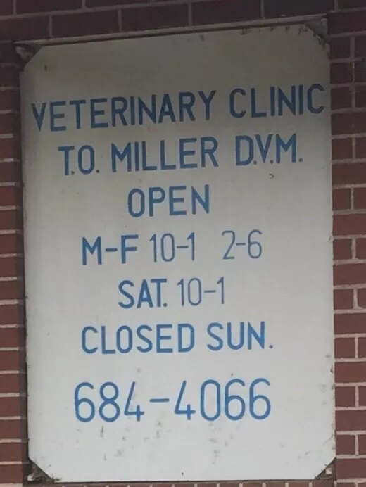 Miller T O Veterinary Clinic, Illinois, Murphysboro